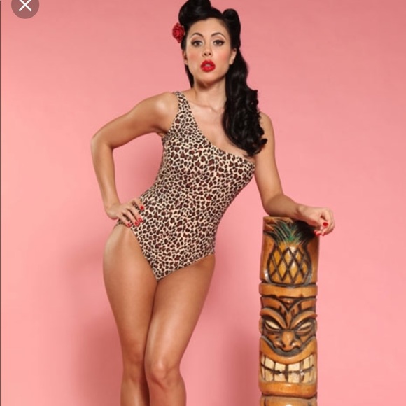 bettie page swimsuit